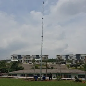 Pemasangan penangkal petir elektrostatis mengunankan tiang monopole